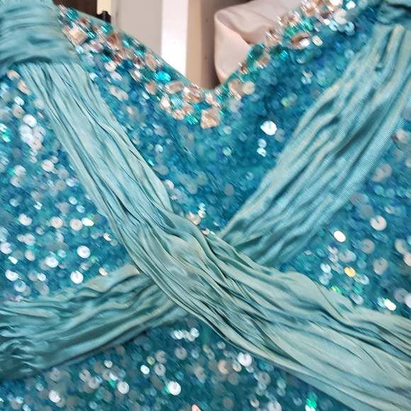 Scala formal gown size 14 NWT - Picture 3 of 6